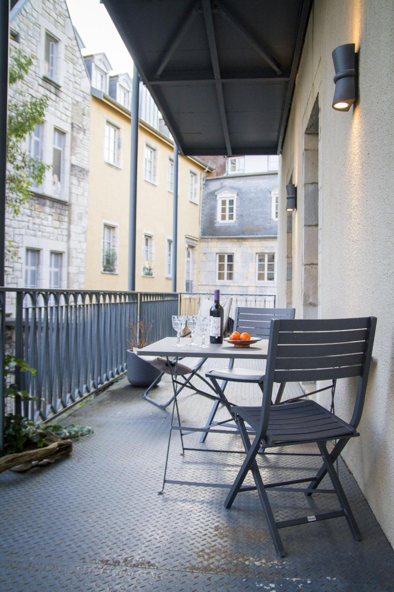 Le Select - Hypercentre Standing Wifi Apartment Besançon Exterior foto